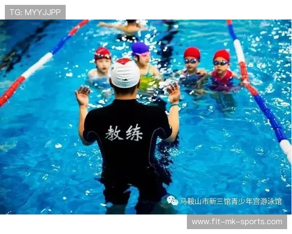 游泳馆完善青少年课程安全责任与急救预案体系，青少年游泳能培训所存在的问题